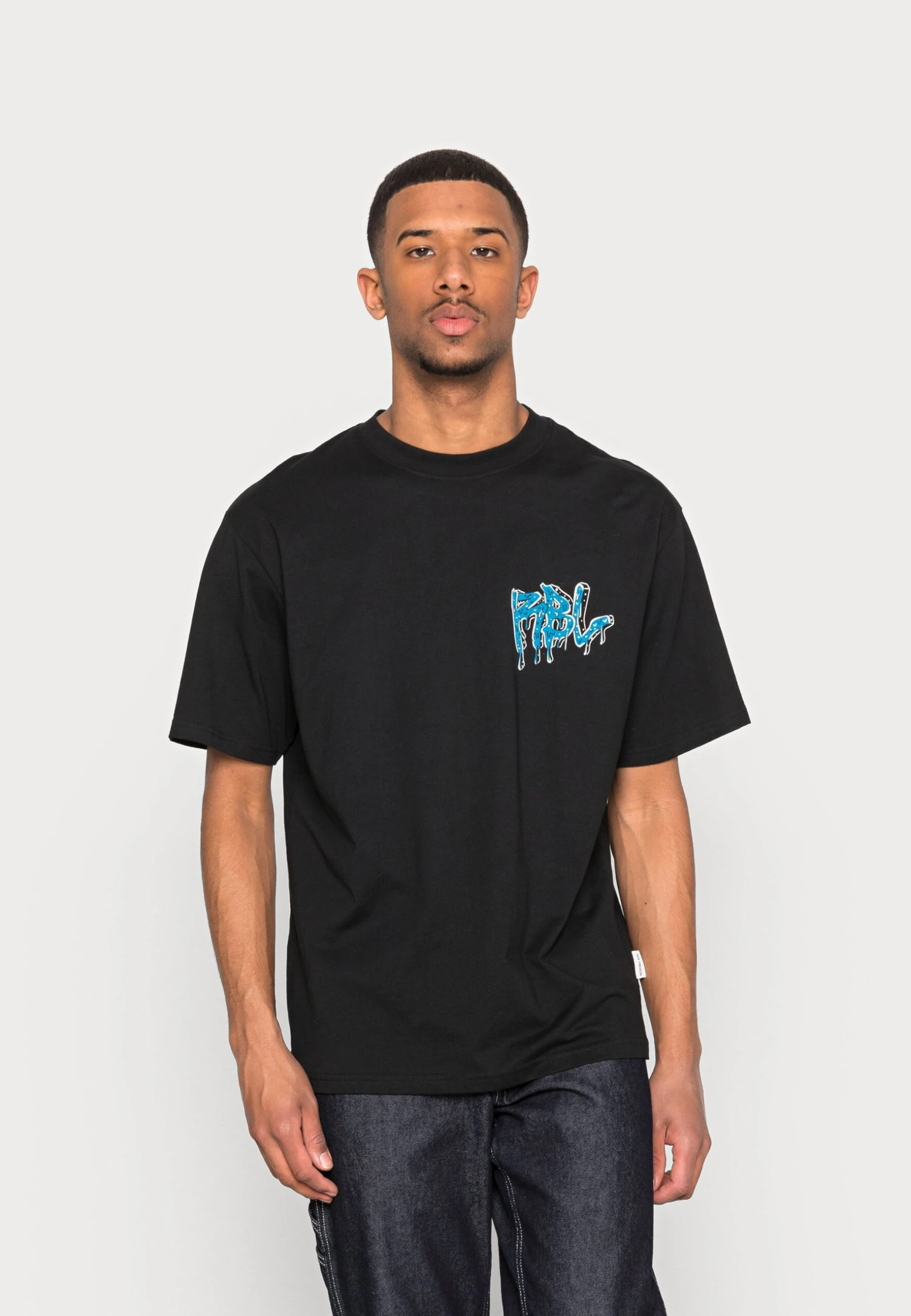 Redefined Rebel Unisex Tobias Tee - T-Shirt Print - Black - Afbeelding 3