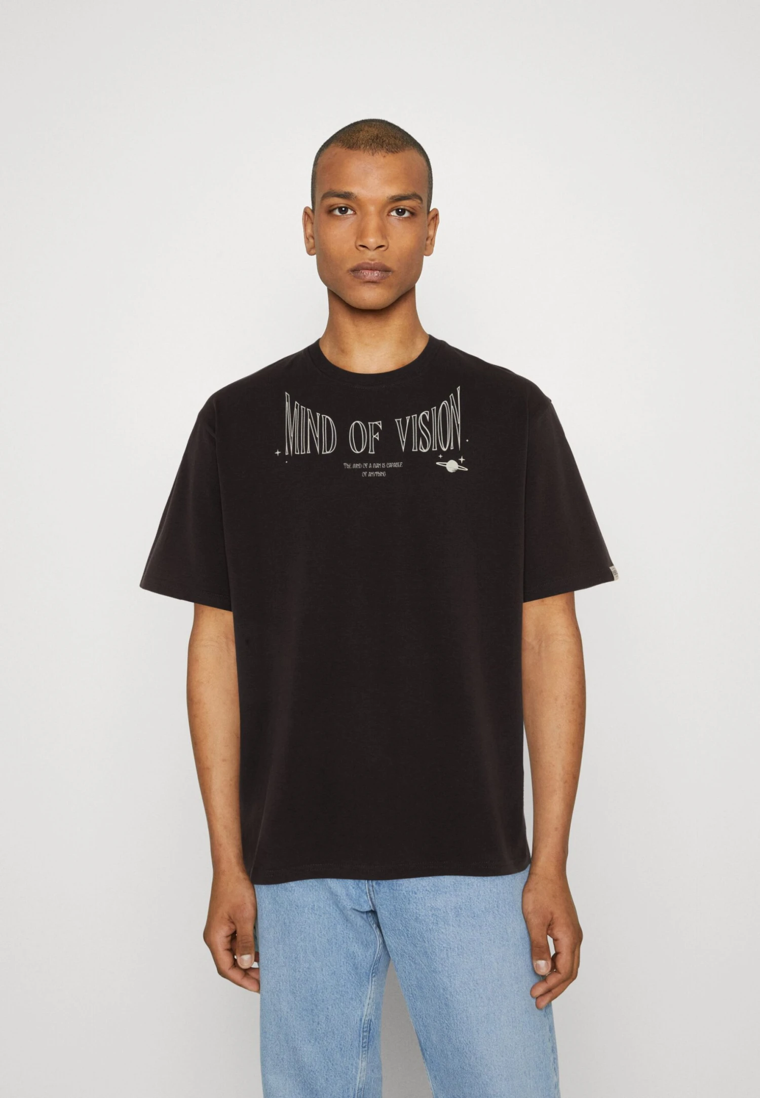 Redefined Rebel Derek Tee - T-Shirt Print - Bristol Black