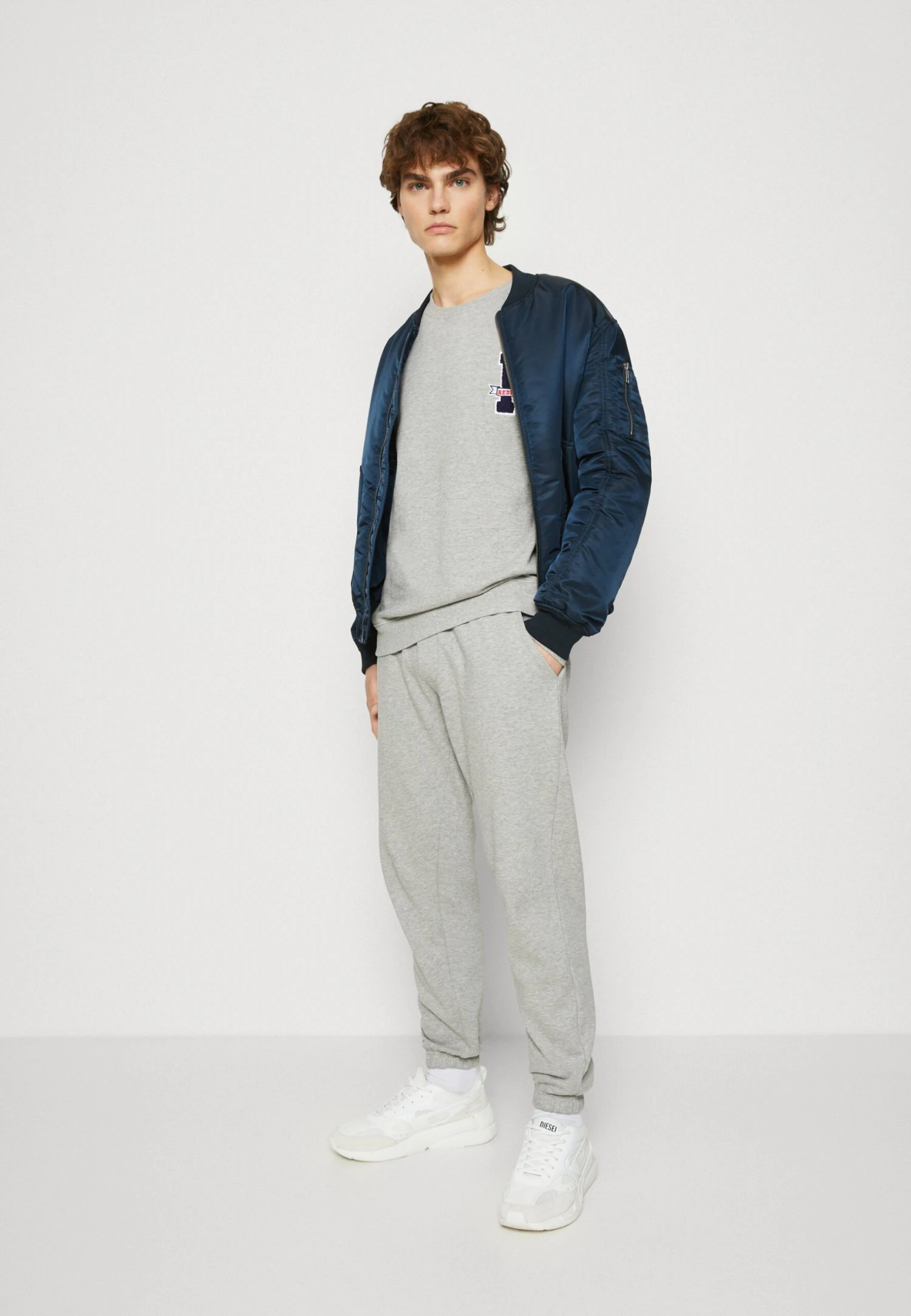Redefined Rebel Kylo Crew - Sweater - Light Grey Melange - Afbeelding 2