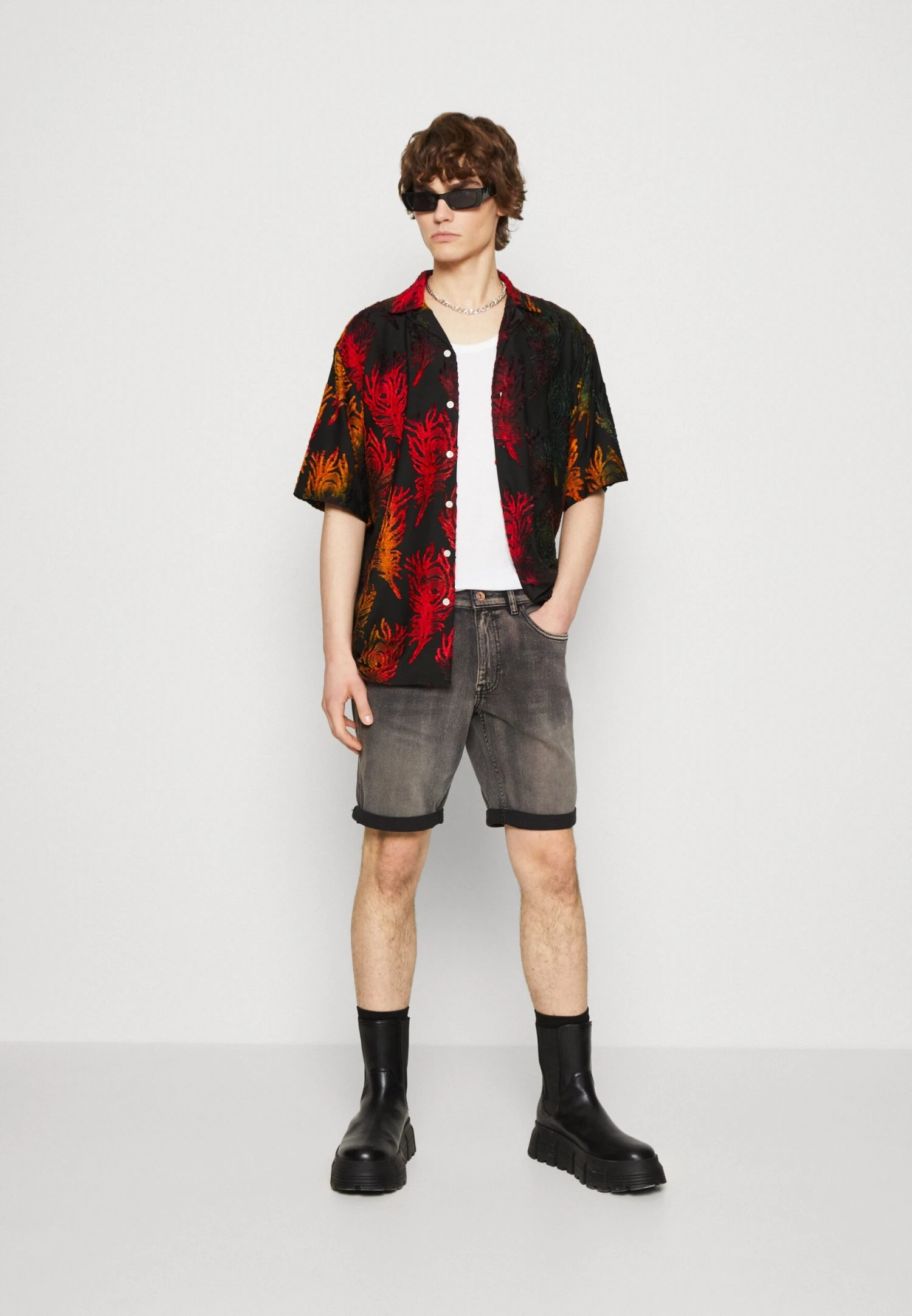 Redefined Rebel Stockholm- Jeansshort - Mejor Black - Afbeelding 2